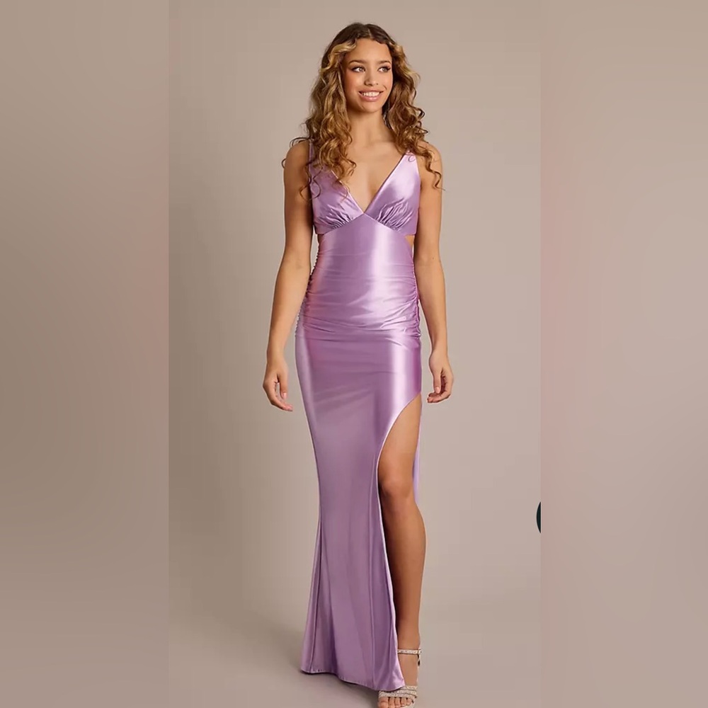 Elegant Lavender Satin Dress